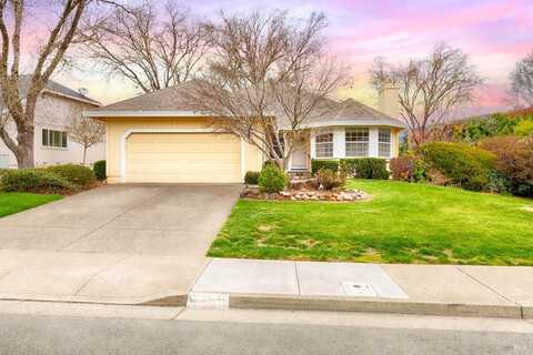 8151 Oakmont Drive, Santa Rosa, CA 95409