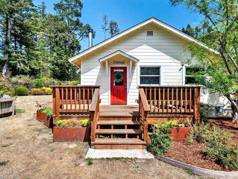 10392 Hills Road, Mendocino, CA 95460