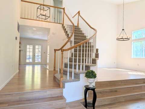 2220 Fox Glen Drive, Fairfield, CA 94534