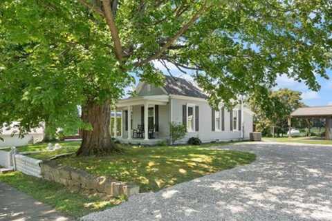 12065 Main Street SW, Mauckport, IN 47142