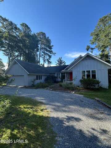 11 Sheridan Road, Beaufort, SC 29907