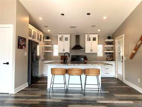 41 Xanadu Lane, Sunrise Beach, MO 65079