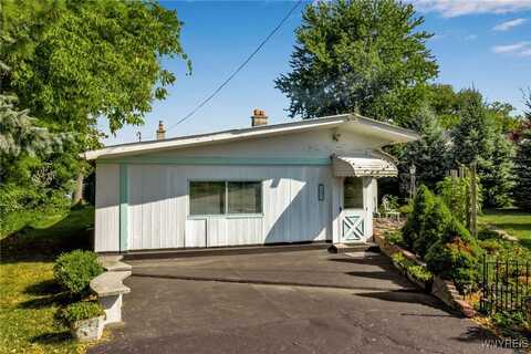 2477 Lake Road, Porter, NY 14131