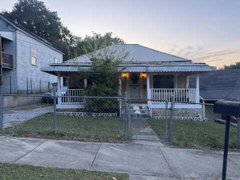 4513 Highland Avenue, Chattanooga, TN 37410