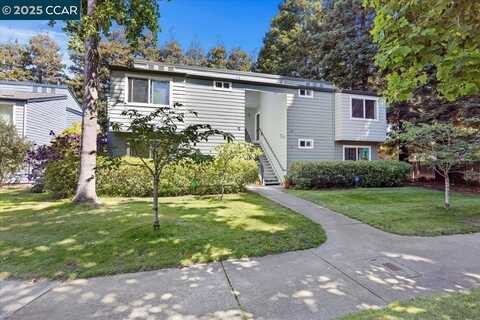 68 Emery Bay Dr, Emeryville, CA 94608