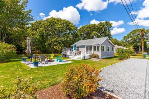 5 Island View Avenue, Mattapoisett, MA 02739