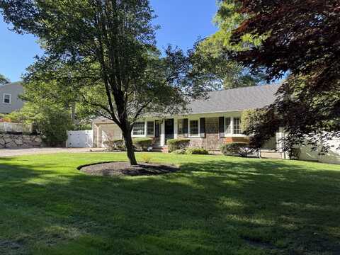 58 Carlotta Avenue, Hyannis, MA 02601