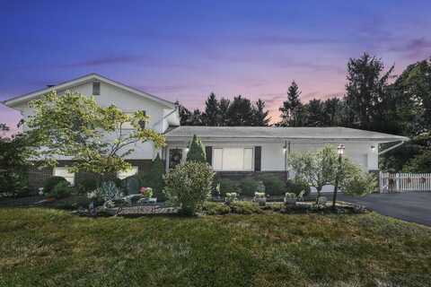 90 Lorraine Boulevard, Pickerington, OH 43147
