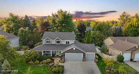 5821 N HARCOURT DR, Coeur D Alene, ID 83815