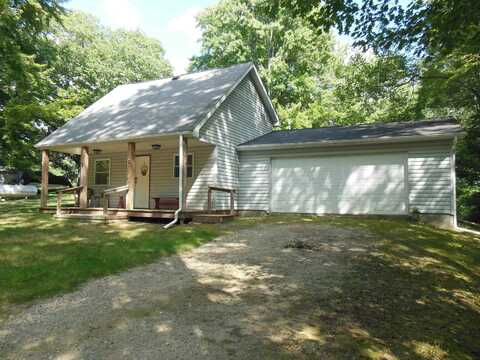 5900 N Eberhart, Harrison, MI 48625
