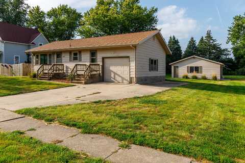 407 E Walnut Street, Ogden, IA 50212