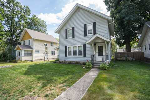 1010 Clinton Avenue, Des Moines, IA 50313