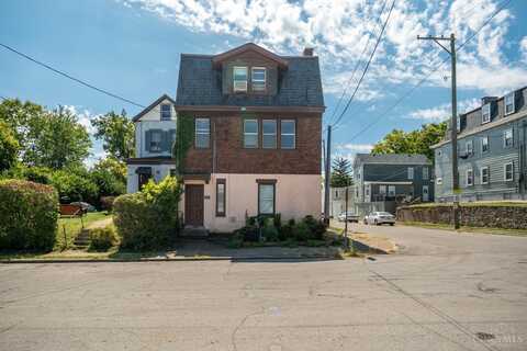 2051 Hewitt Avenue, Cincinnati, OH 45207