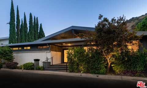 2247 Chelan Pl, Los Angeles, CA 90046