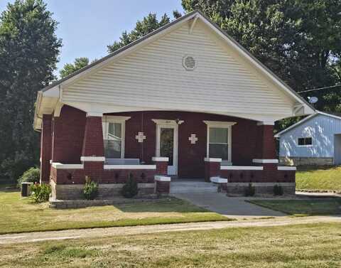 204 Howard ST, New Franklin, MO 65274