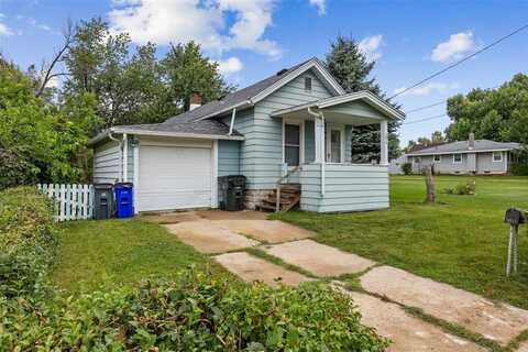 1512 34th Street NE, Cedar Rapids, IA 52402
