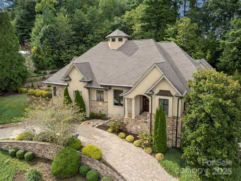 190 Mistletoe Trail, Hendersonville, NC 28791