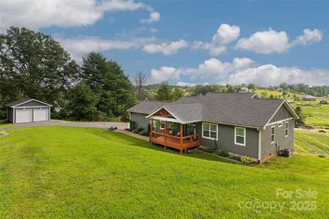 28 Highcrest Drive, Leicester, NC 28748