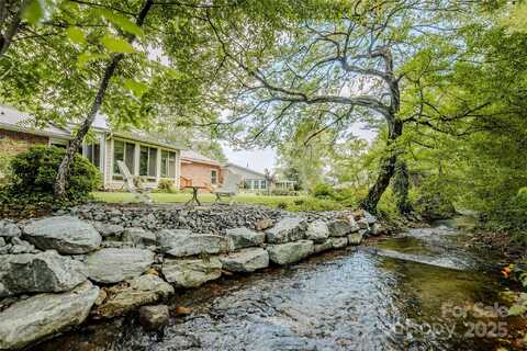 33 Resada Drive, Brevard, NC 28712