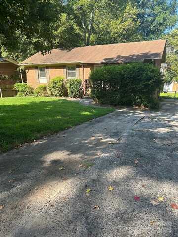4814 Hidden Valley Road, Charlotte, NC 28213