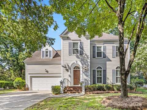 810 Bruff Court, Charlotte, NC 28270