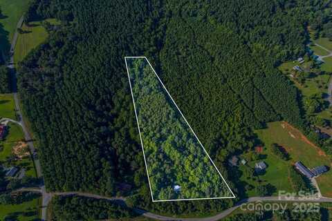 135 Medford Lane, Tryon, NC 28782