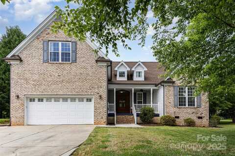 14807 Middlesborough Drive, Matthews, NC 28104