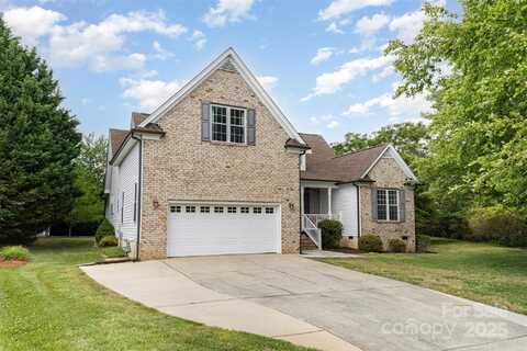 14807 Middlesborough Drive, Matthews, NC 28104