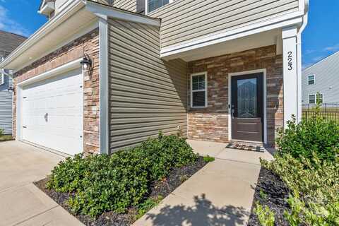 223 Haddonsfield Drive, Mooresville, NC 28115