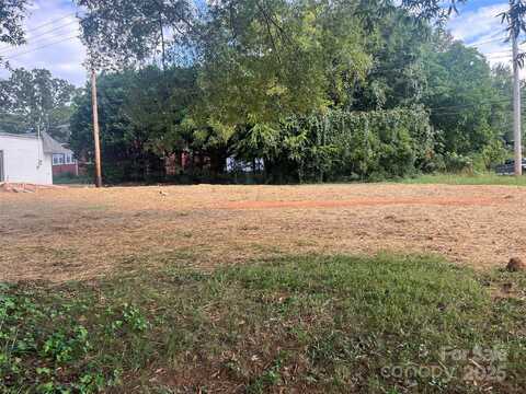 E 13th Street unit: 2, Newton, NC 28658