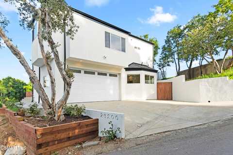 26200 Lockwood Road, Malibu, CA 90265