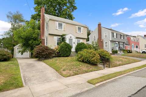 55 Woodlawn Road, New London, CT 06320