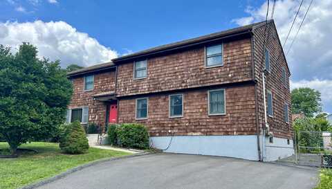 15 Elton Street, New Britain, CT 06053