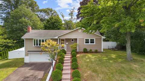 73 Ludlow Road, Manchester, CT 06040