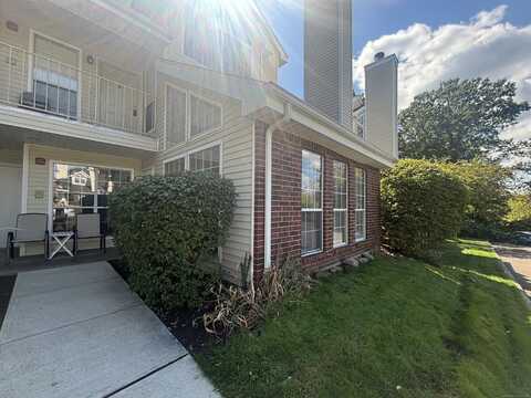266 Carriage Crossing Lane, Middletown, CT 06457