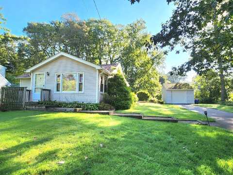 82 Lynwood Drive, Vernon, CT 06066