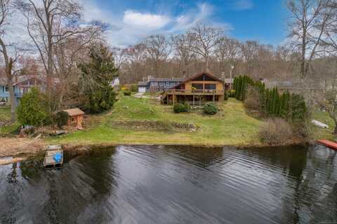 30 Pattagansett Drive, East Lyme, CT 06333