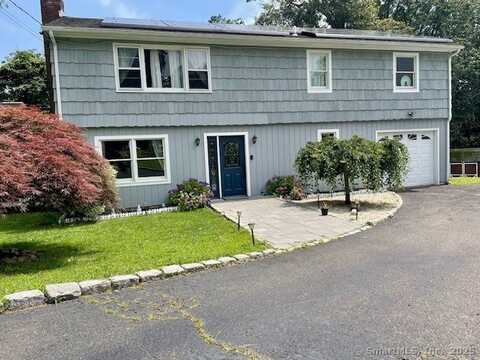 17 Kingsbury Road, Norwalk, CT 06851