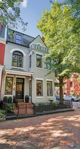 1125 Grove Avenue, Richmond, VA 23220