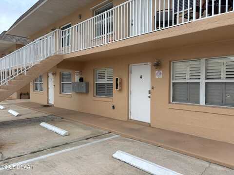 3724 S Atlantic Avenue, Daytona Beach, FL 32118