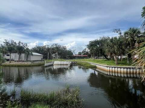130 6th Ave, Horseshoe Beach, FL 32648