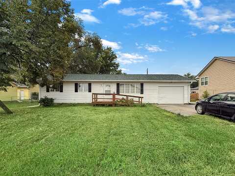 1808 Curtis Avenue, Chariton, IA 50049