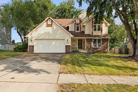 9807 Iltis Drive, Urbandale, IA 50322