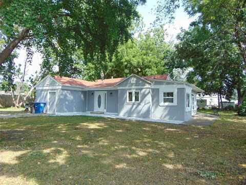 2319 E 38th Street, Des Moines, IA 50317