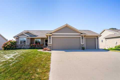 6019 Robin Road, Pleasant Hill, IA 50327