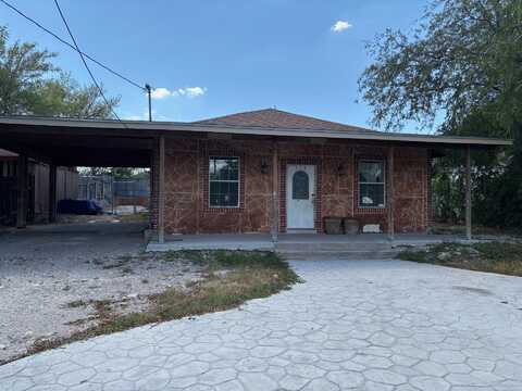 313 Mesa, Del Rio, TX 78840