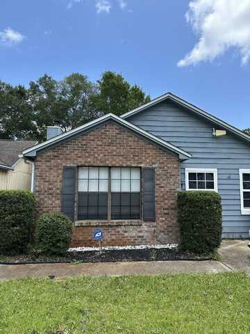 1 Carie Way, Valparaiso, FL 32580