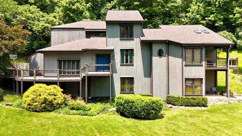 112 Fox Furrow, Pikeville, KY 41501