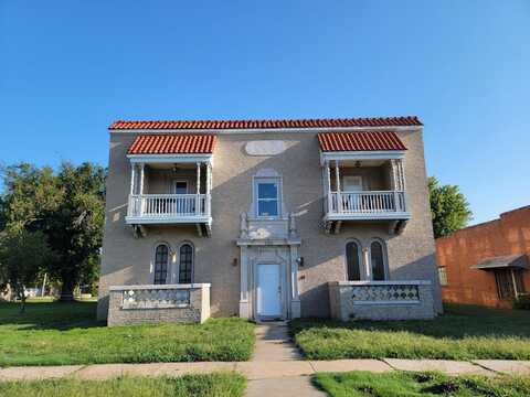 1502 E Broadway, Enid, OK 73701