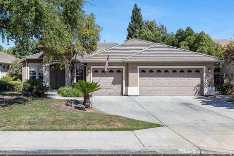2905 Richert Avenue, Clovis, CA 93611